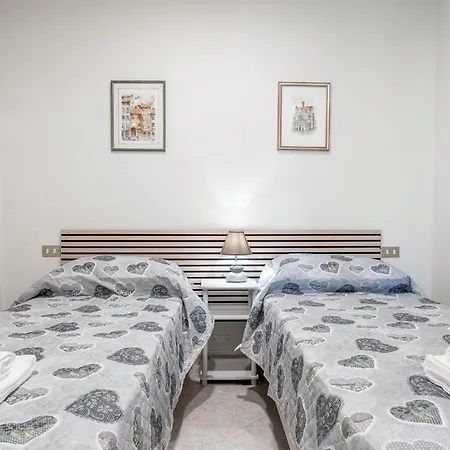 La Corte Rurale Con Jacuzzi דירה לוקה