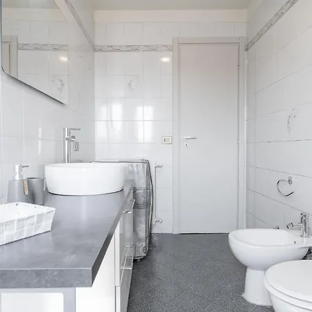 La Corte Rurale Con Jacuzzi Διαμέρισμα Λούκα